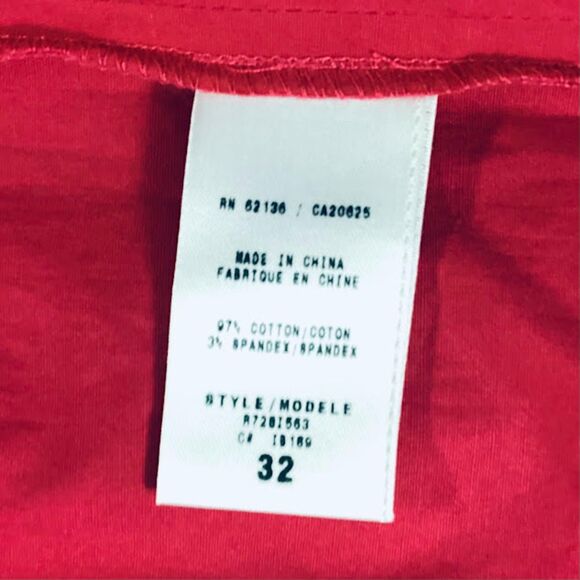 G by Guess Circle Pleated Skater Skirt in Magenta size 32 - Picture 4 of 7